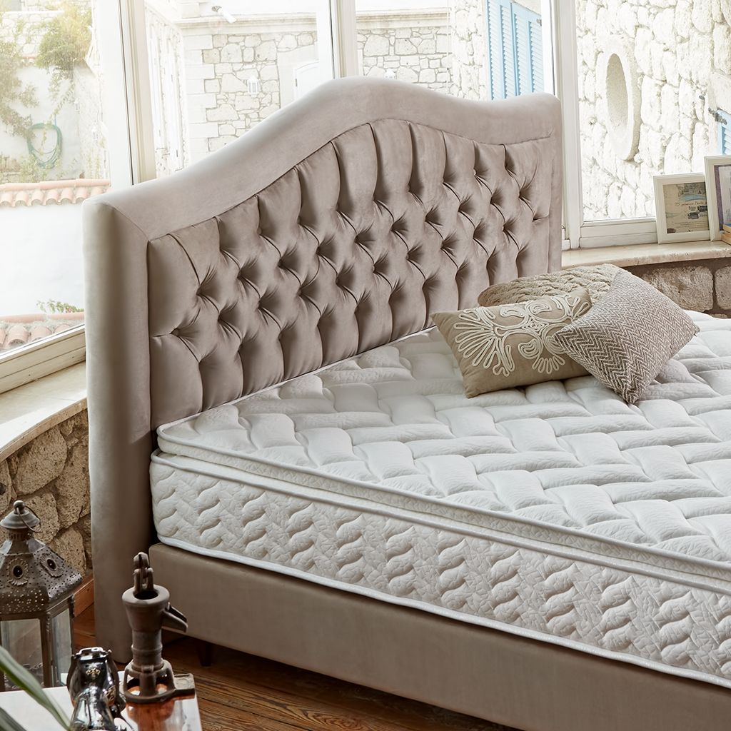 Şah Deluxe